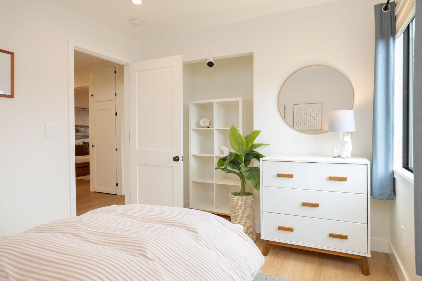 1460 Flores Drive Pacifica, CA 94044 - Photo 37 of 69