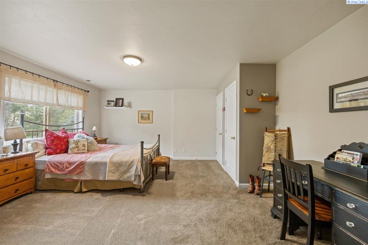 225 Rachel Road Kennewick, WA 99338 - Photo 31 of 46 Gallery Image 31