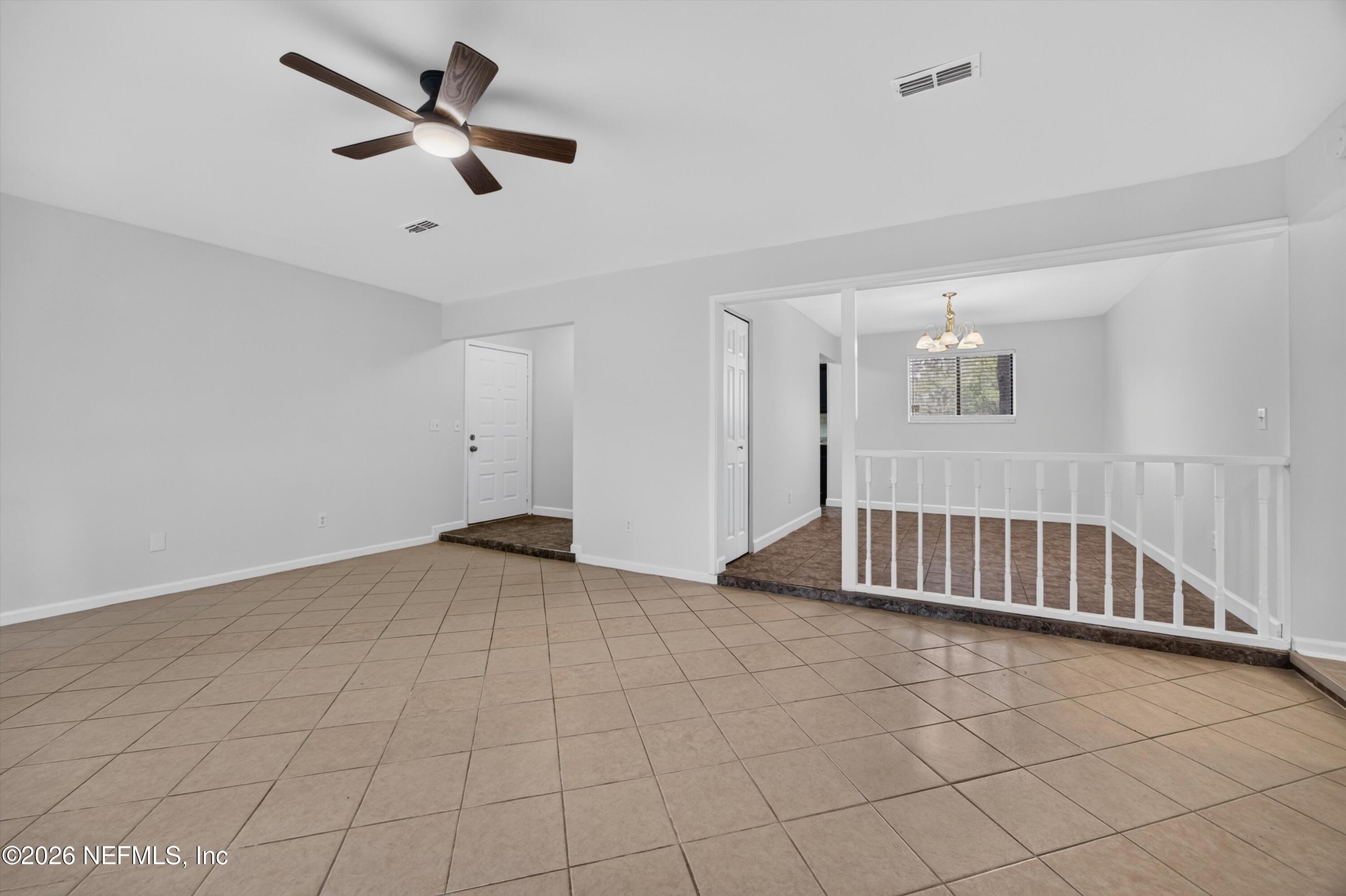 3801 Crown Point Road, Unit 2061 Jacksonville, FL 32257 - Photo 8 of 36 08-3801 Crown Point Rd-23