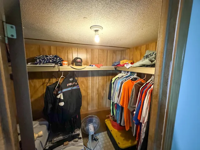 $175,900 | W10807 Neveln Lane, Crivitz, WI 54114