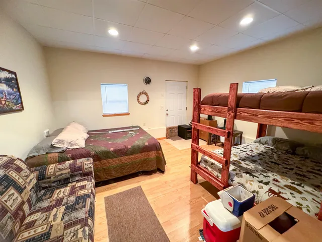 $175,900 | W10807 Neveln Lane, Crivitz, WI 54114