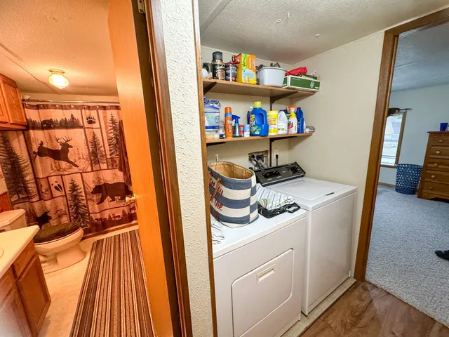 $175,900 | W10807 Neveln Lane, Crivitz, WI 54114