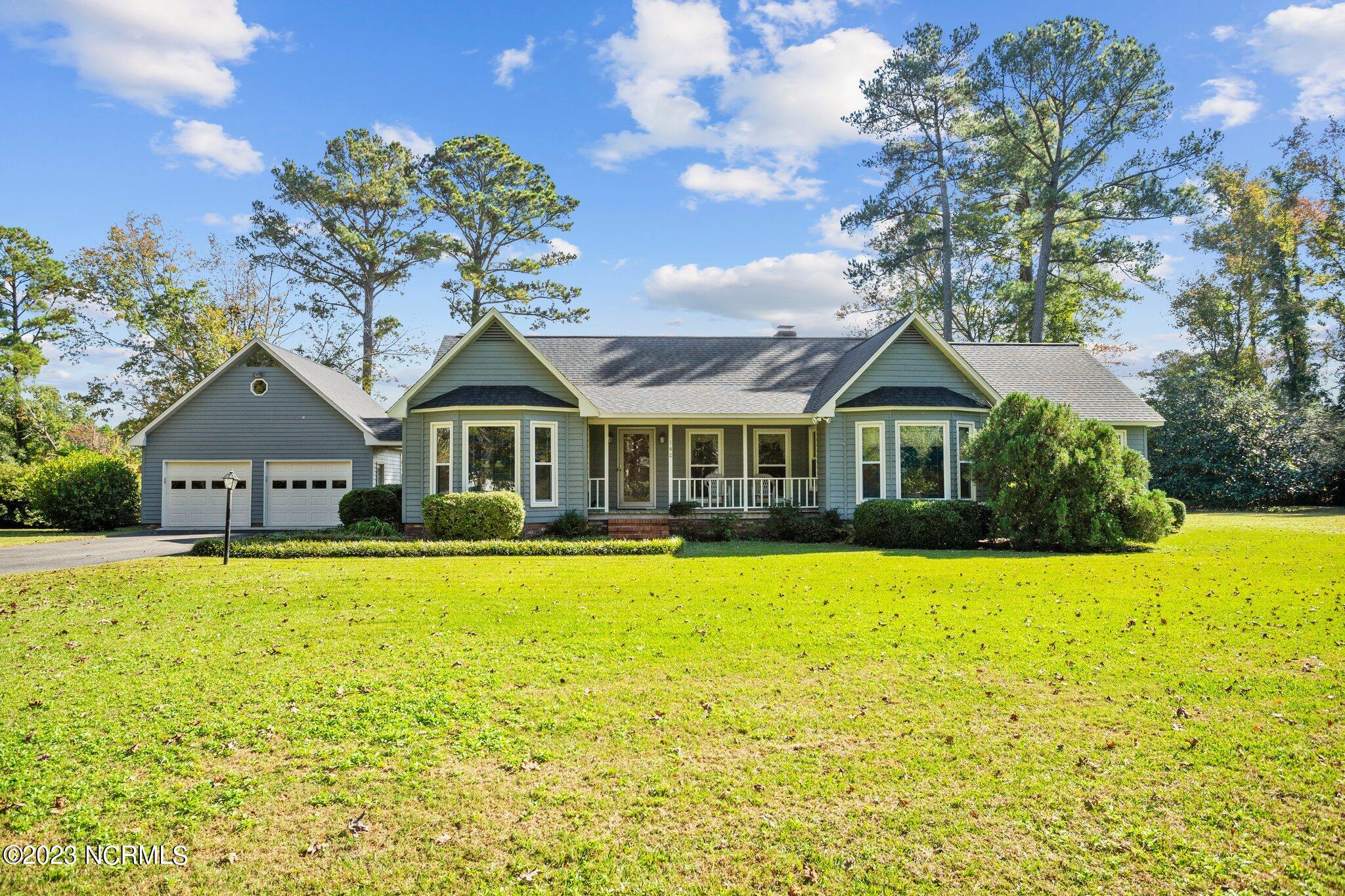 182 Huffmantown Road Richlands, NC 28574 - Photo 1 of 76 4-web-or-mls-DSC08765