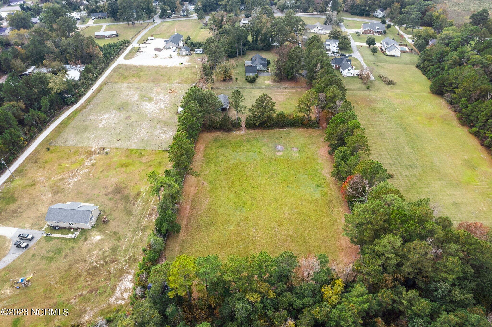 182 Huffmantown Road Richlands, NC 28574 - Photo 20 of 76 15-web-or-mls-DJI_0501