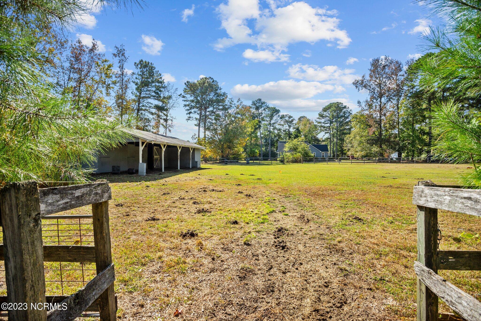 182 Huffmantown Road Richlands, NC 28574 - Photo 23 of 76 20-web-or-mls-DSC08720