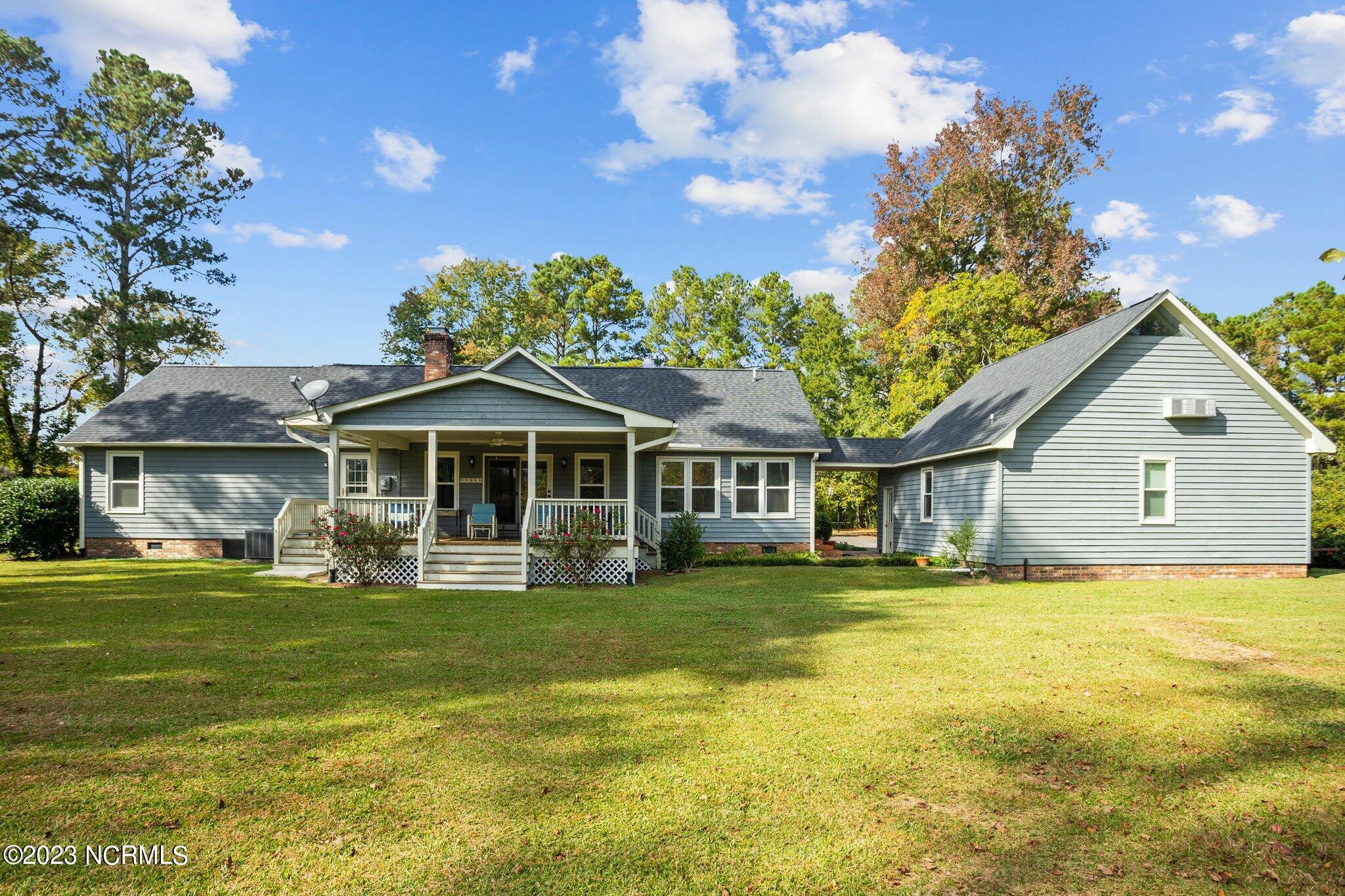 182 Huffmantown Road Richlands, NC 28574 - Photo 6 of 76 35-web-or-mls-DSC08782