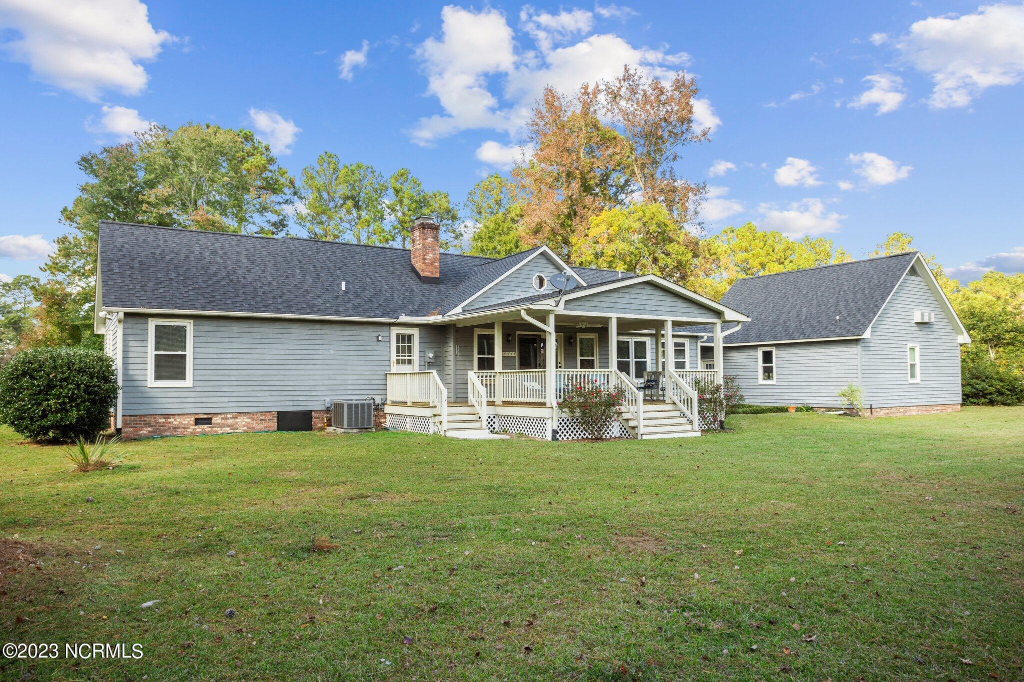 182 Huffmantown Road Richlands, NC 28574 - Photo 7 of 76 3-web-or-mls-DSC08776