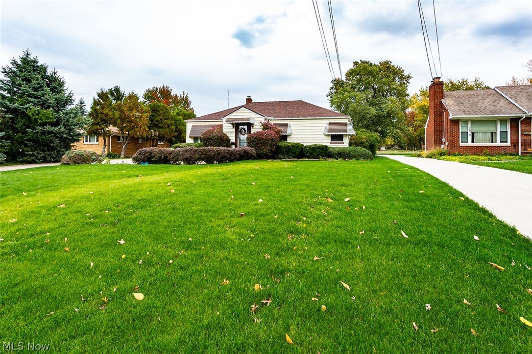 7011 Ridge Road Parma, OH 44129 - Photo 2 of 24