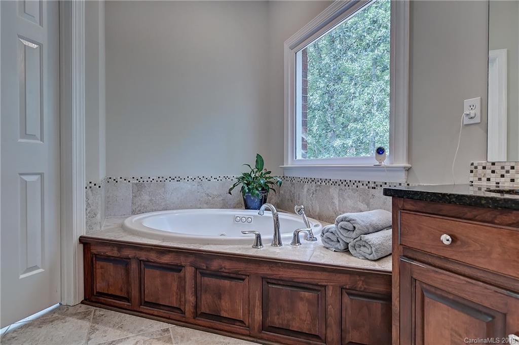 2735 Beulah Church Road Matthews, NC 28104 - Photo 28 of 48 Gallery Image 28