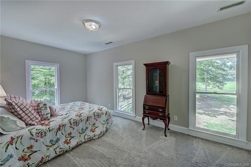 2735 Beulah Church Road Matthews, NC 28104 - Photo 32 of 48 Gallery Image 32