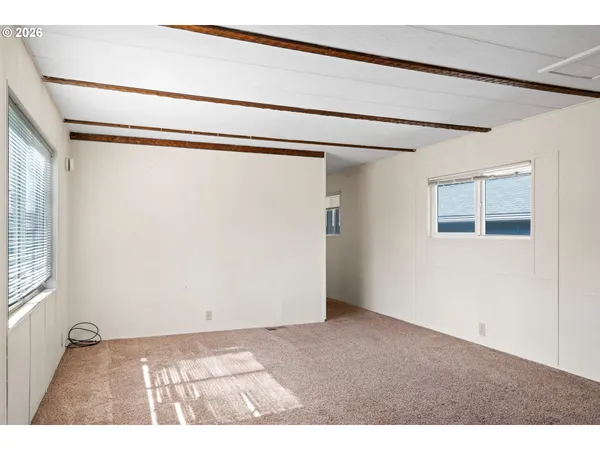 $299,900 | 1566 Laura Street, Springfield, OR 97477