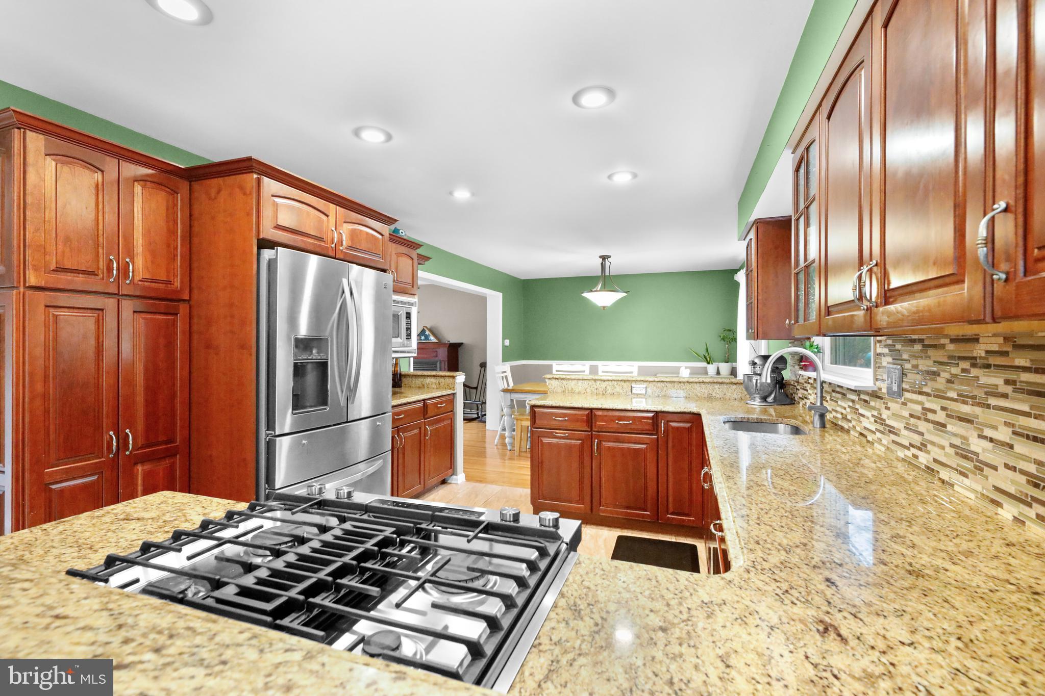 511 Perry Drive Mount Laurel, NJ 08054 - Photo 13 of 36 Kitchen