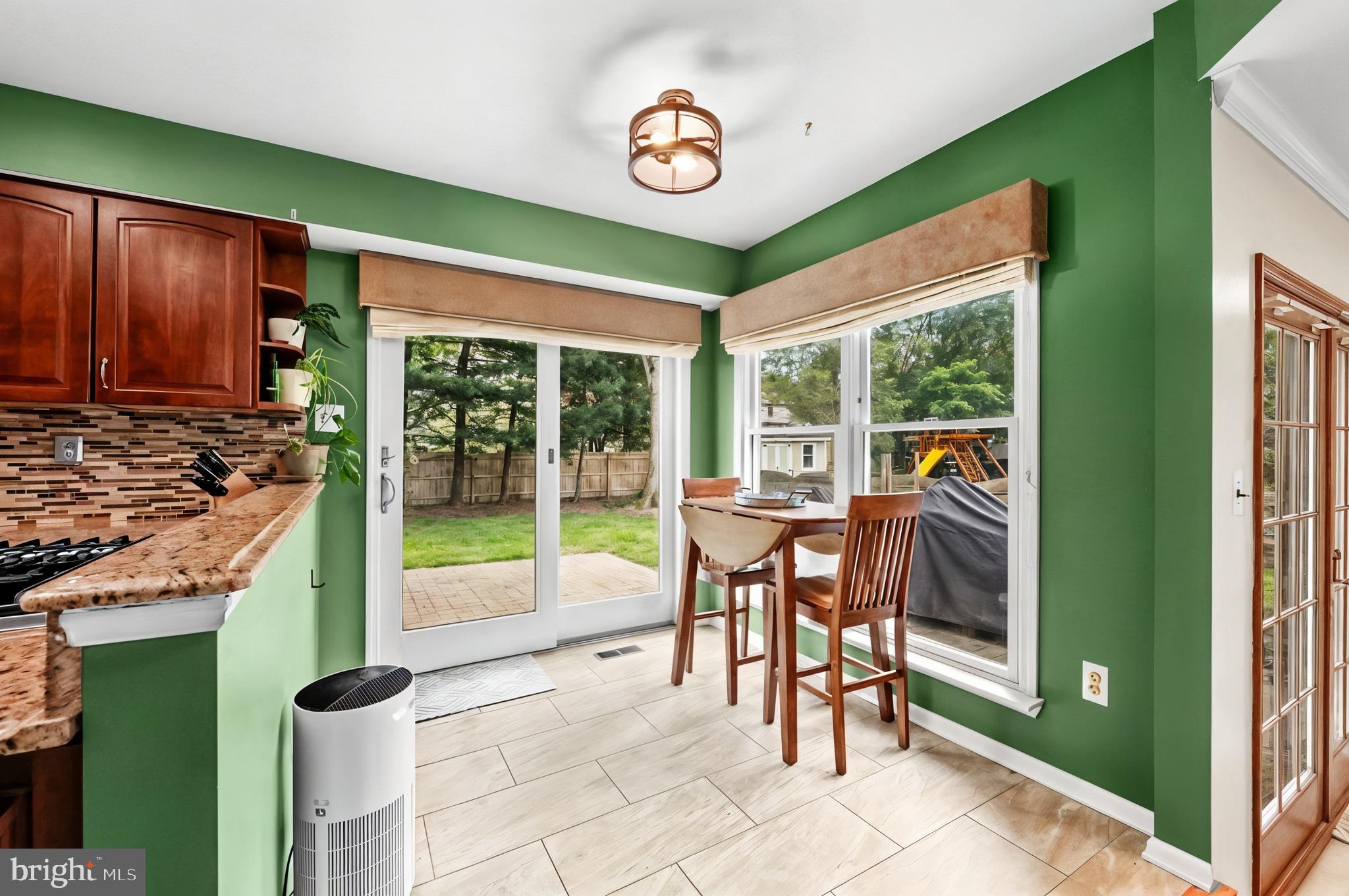 511 Perry Drive Mount Laurel, NJ 08054 - Photo 15 of 36 Kitchen