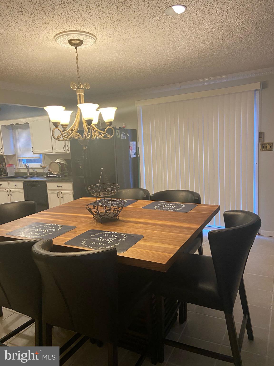 8 Chestnut Lane Clementon, NJ 08021 - Photo 7 of 15 eat in kitchen