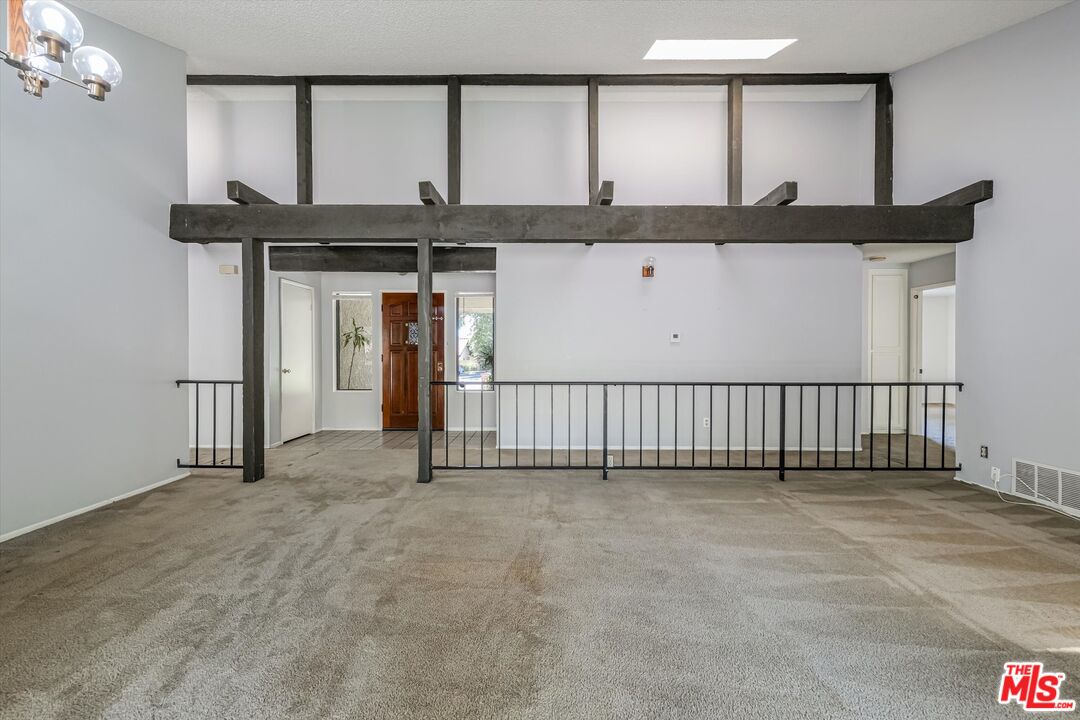 3477 Vicki Court Simi Valley, CA 93063 - Photo 9 of 39