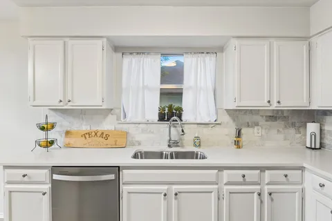 $479,500 | 1206 Forest Oaks Path, Cedar Park, TX 78613