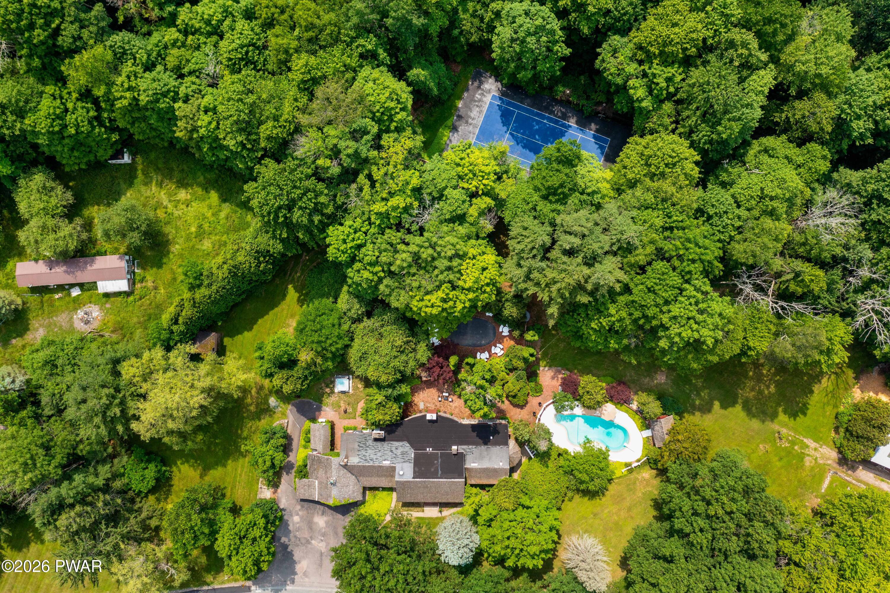 219 Gravity Road Lake Ariel, PA 18436 - Photo 4 of 116