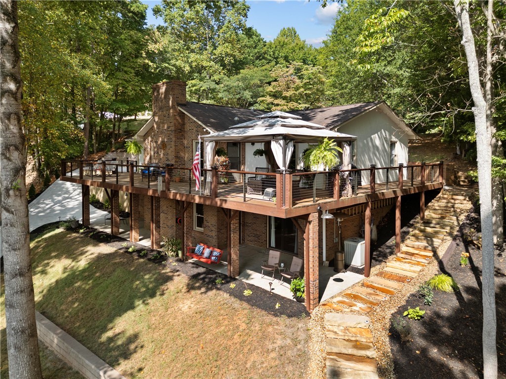 312 Hillandale Road Seneca, SC 29672 - Photo 6 of 48 Gallery Image 6