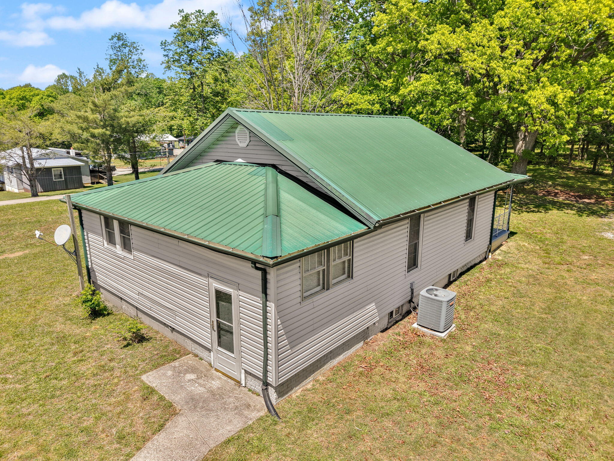 221 Earl Ross Road Stearns, KY 42647 - Photo 62 of 63 63-web-or-mls-DJI_20260501125635_0272_D_