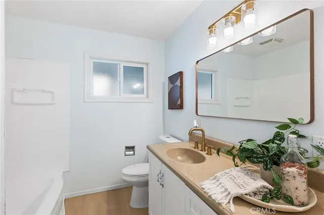 $1,320,000 | 14032 Woodlawn Avenue, Tustin, CA 92780