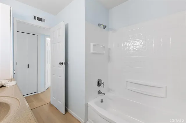 $1,320,000 | 14032 Woodlawn Avenue, Tustin, CA 92780