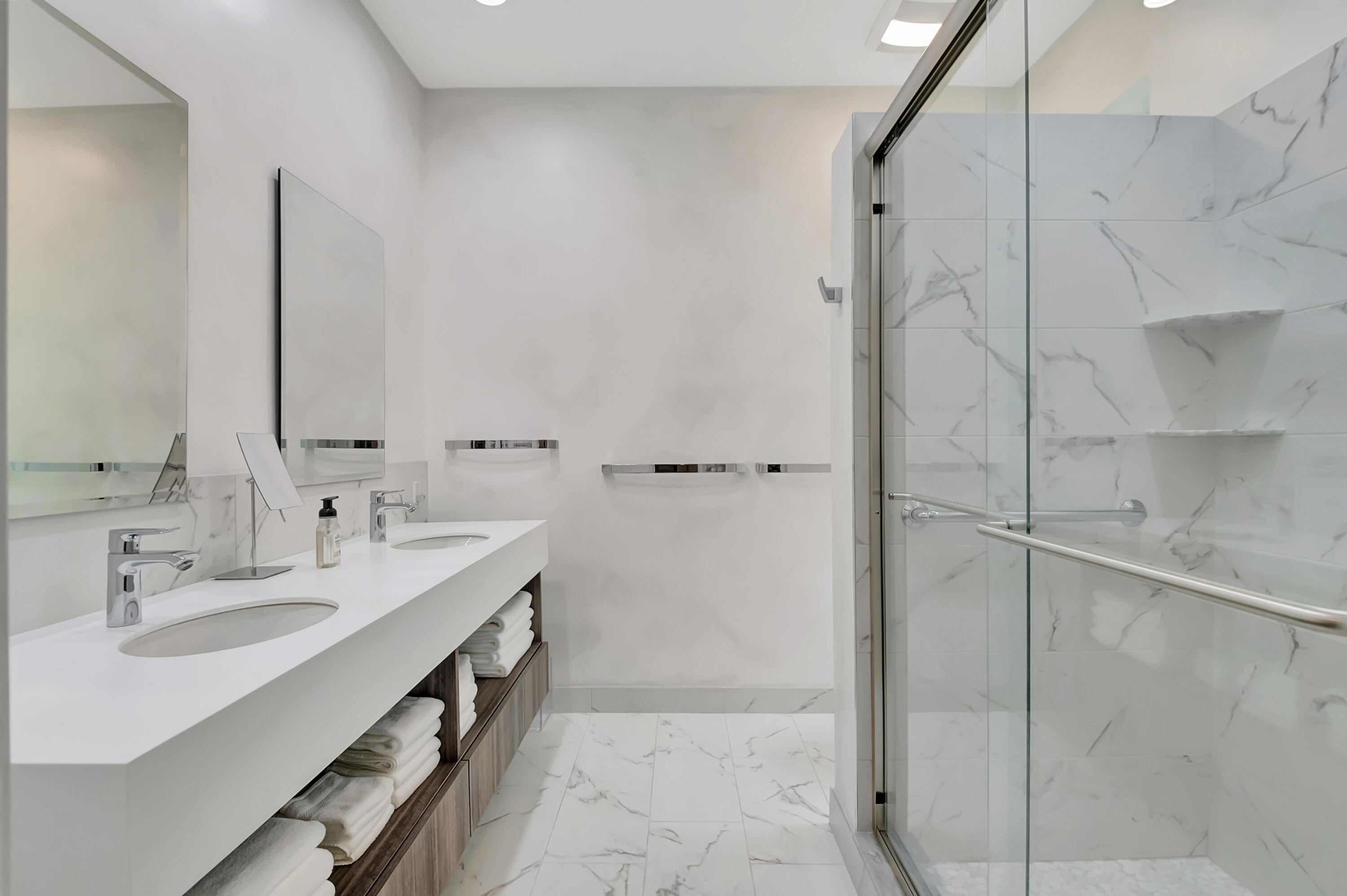 19672 Oakbrook Circle Boca Raton, FL 33434 - Photo 48 of 103 DSC_4847