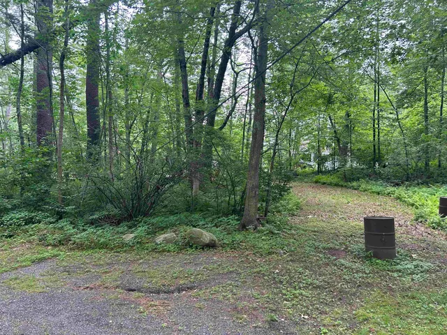 $275,000 | 2 South Shore Drive, Pelham, NH 03076