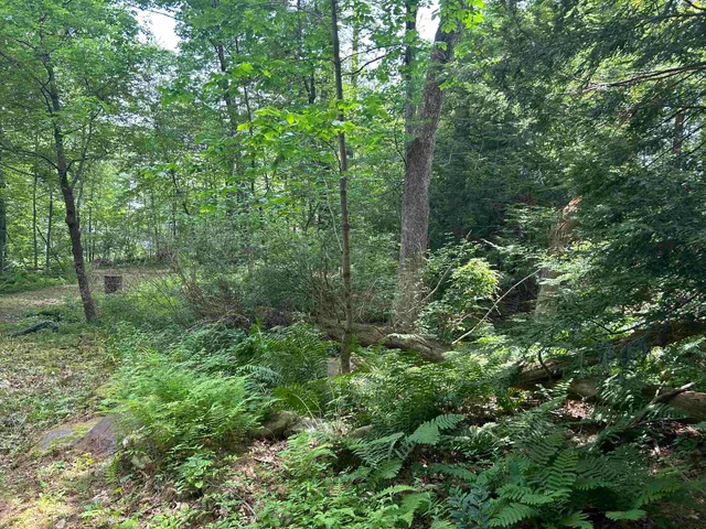 $275,000 | 2 South Shore Drive, Pelham, NH 03076