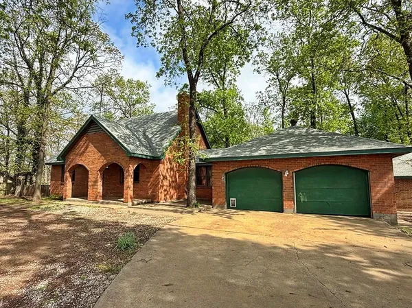 $199,500 | 1649 East 126 Road, El Dorado Springs, MO 64744