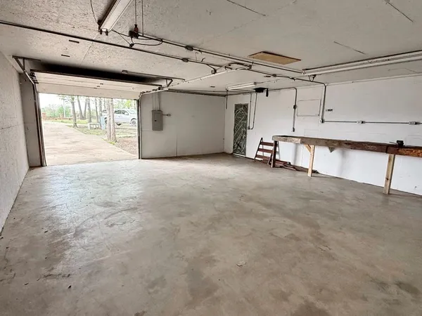 $199,500 | 1649 East 126 Road, El Dorado Springs, MO 64744