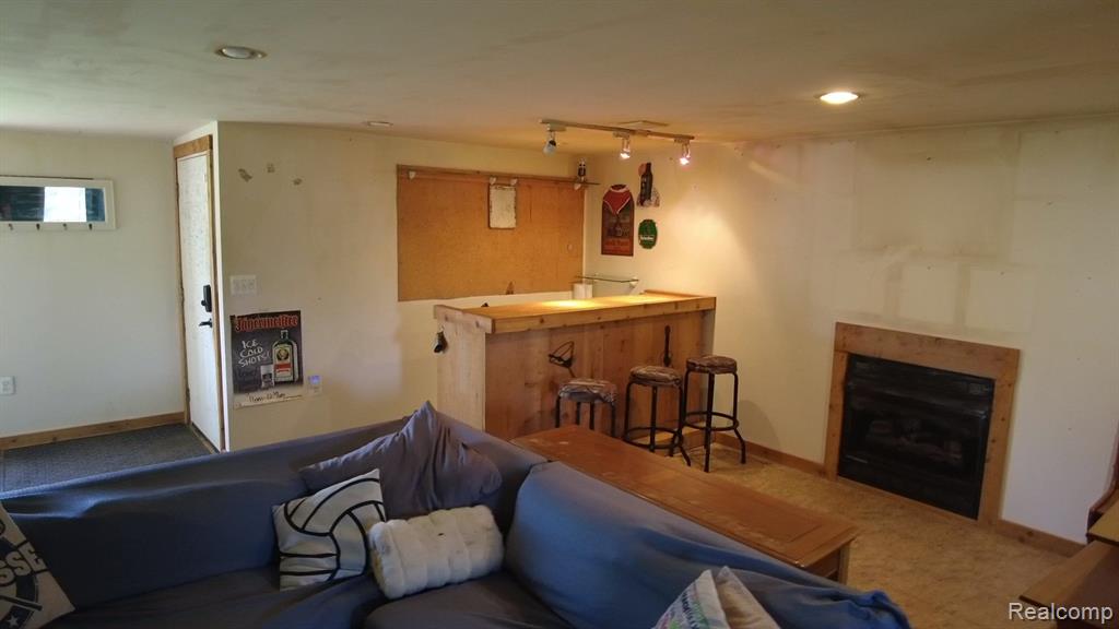 4900 Curdy Road Howell, MI 48855 - Photo 14 of 32 Gallery Image 14