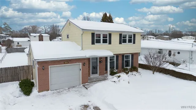 $369,900 | 5035 Clarice Drive, Hamburg, NY 14075