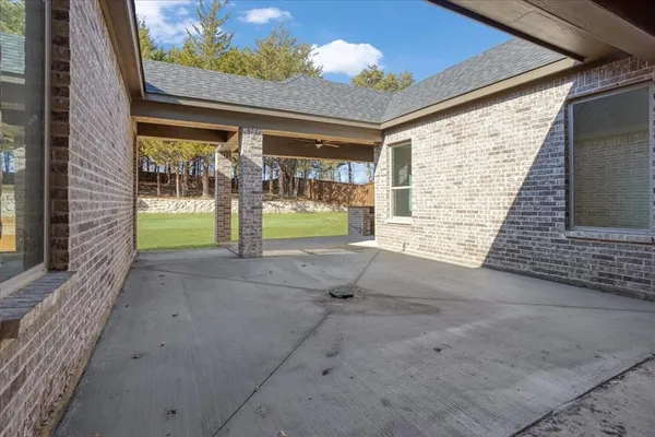 $849,900 | 191 Acorn Trail, Denison, TX 75020