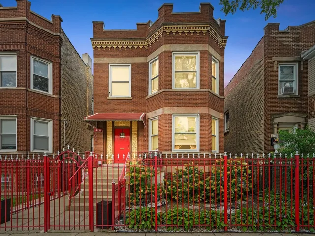 $599,000 | 2131 North Springfield Avenue, Chicago, IL 60647