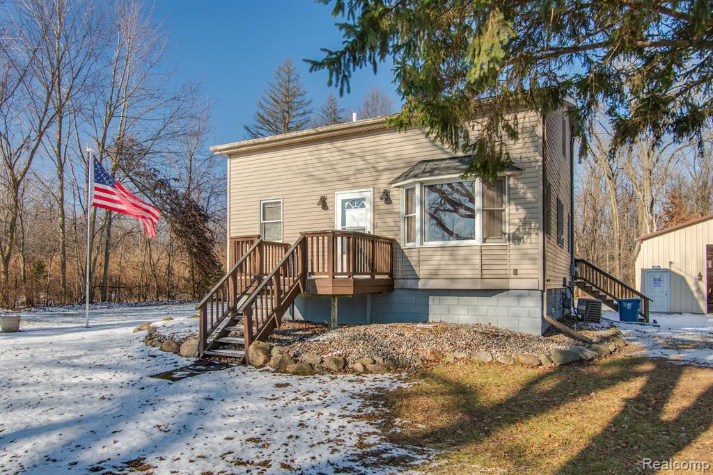 43016 Wear Road Belleville, MI 48111 - Photo 1 of 28