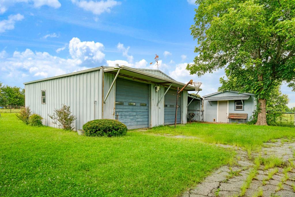 900 County Road Paris, TX 75462 - Photo 21 of 29