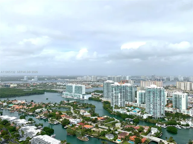 $6,700 | 16001 Collins Avenue, Unit 3805, Sunny Isles Beach, FL 33160