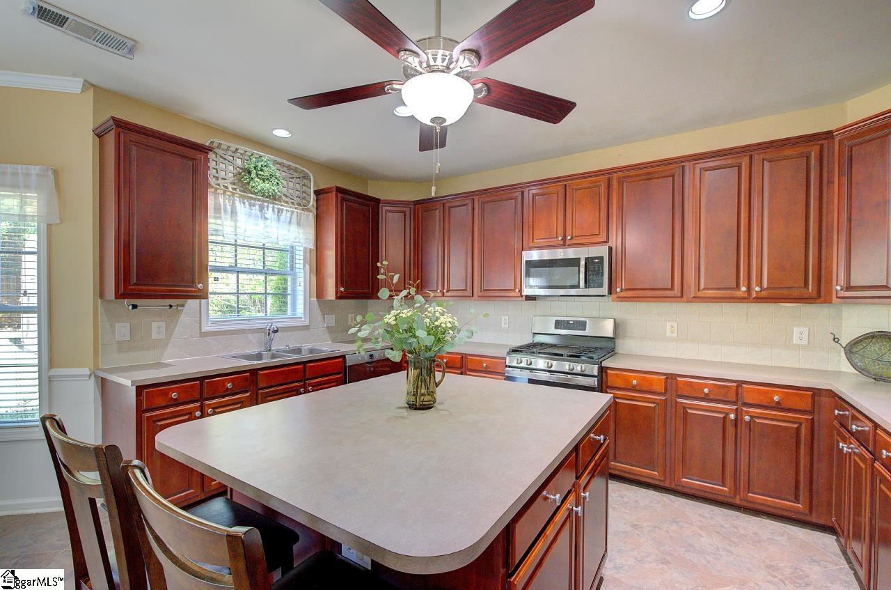 5 Springleaf Court Simpsonville, SC 29681 - Photo 25 of 50 Gallery Image 25