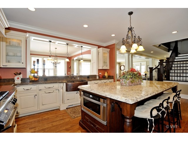 826 West Bauer Road Naperville, IL 60563 - Photo 5 of 25