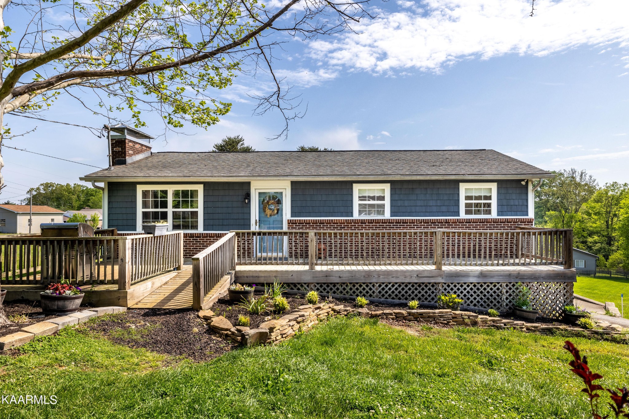 912 Cornell Road Maryville, TN 37801 - Photo 1 of 49 Gallery Image 1