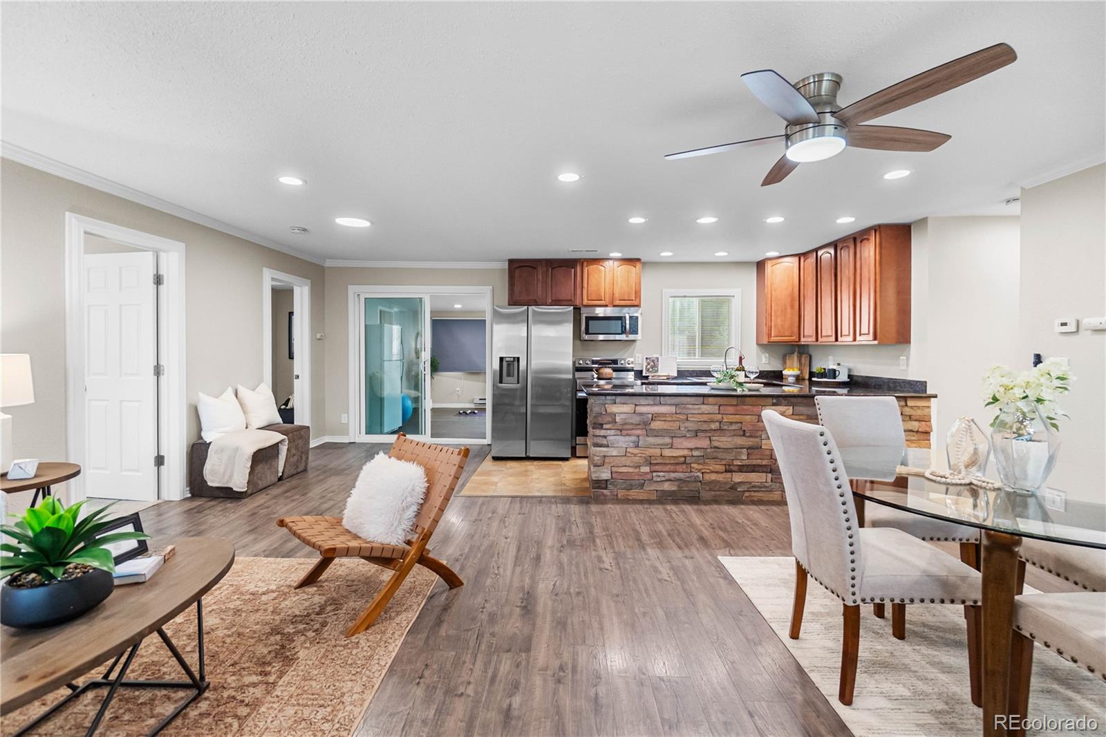 3056 South Grape Way Denver, CO 80222 - Photo 2 of 50