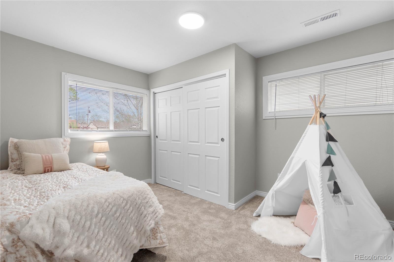 3056 South Grape Way Denver, CO 80222 - Photo 21 of 50