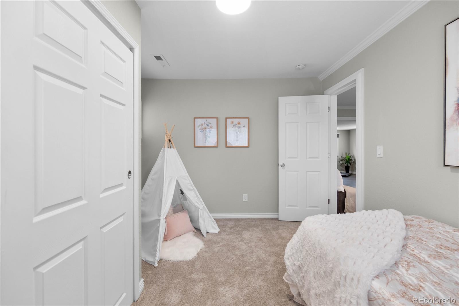 3056 South Grape Way Denver, CO 80222 - Photo 22 of 50