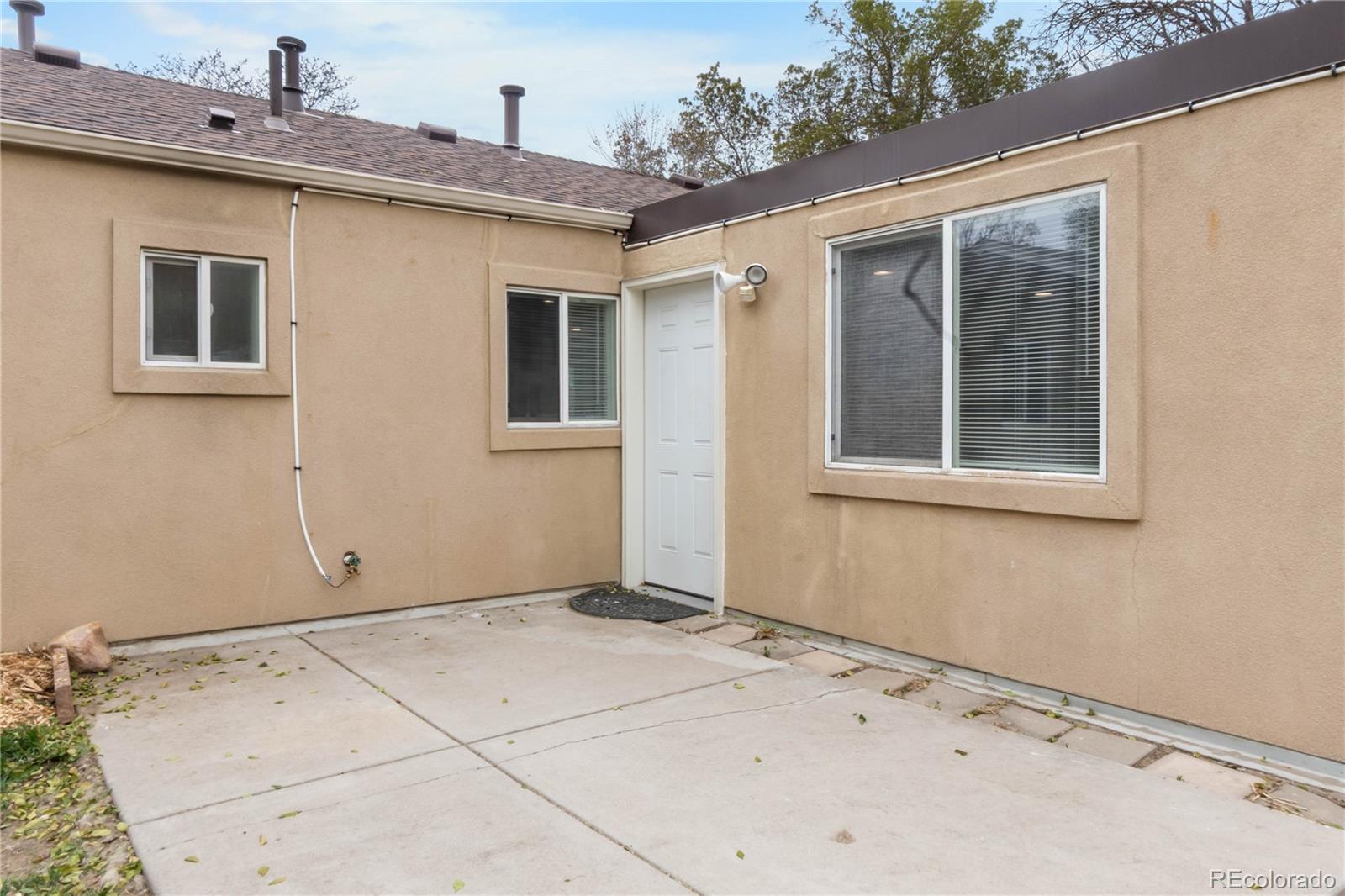 3056 South Grape Way Denver, CO 80222 - Photo 39 of 50