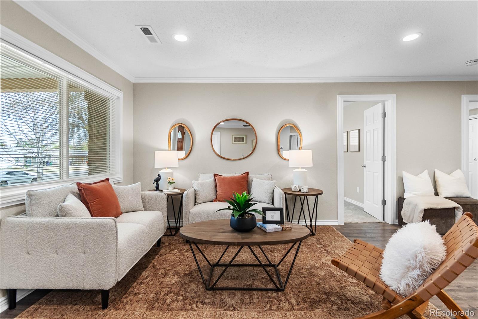 3056 South Grape Way Denver, CO 80222 - Photo 9 of 50