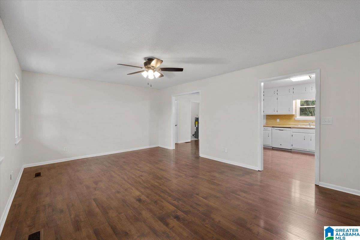 2957 Springville Boulevard Oneonta, AL 35121 - Photo 12 of 19