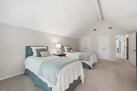 $1,200,000 | 7904 Bristol Court, Prairie Village, KS 66208