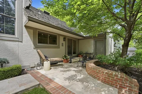 $1,200,000 | 7904 Bristol Court, Prairie Village, KS 66208