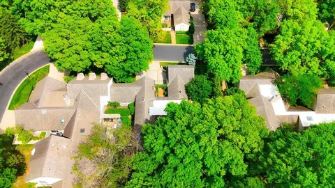 $1,200,000 | 7904 Bristol Court, Prairie Village, KS 66208