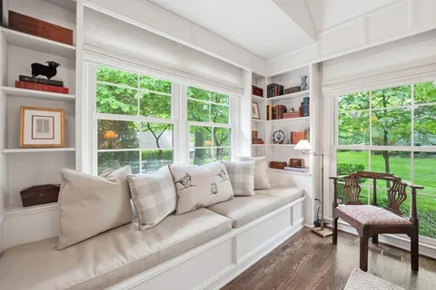 $1,200,000 | 7904 Bristol Court, Prairie Village, KS 66208